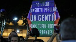 papagayo protesta