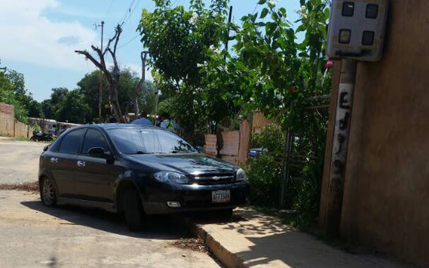 abatido roba carro en Maracaibo