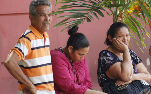 familiares en morgue