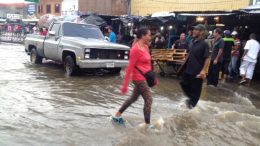 maracaibo lluvias causan estragos en la vialidad