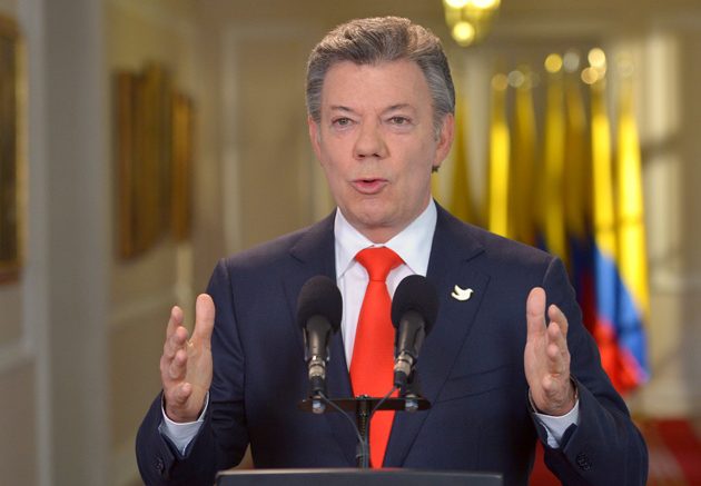 Presidente de Colombia en modo Papa por la visita papal