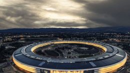 Apple celebra 10 aniversario del iPhone