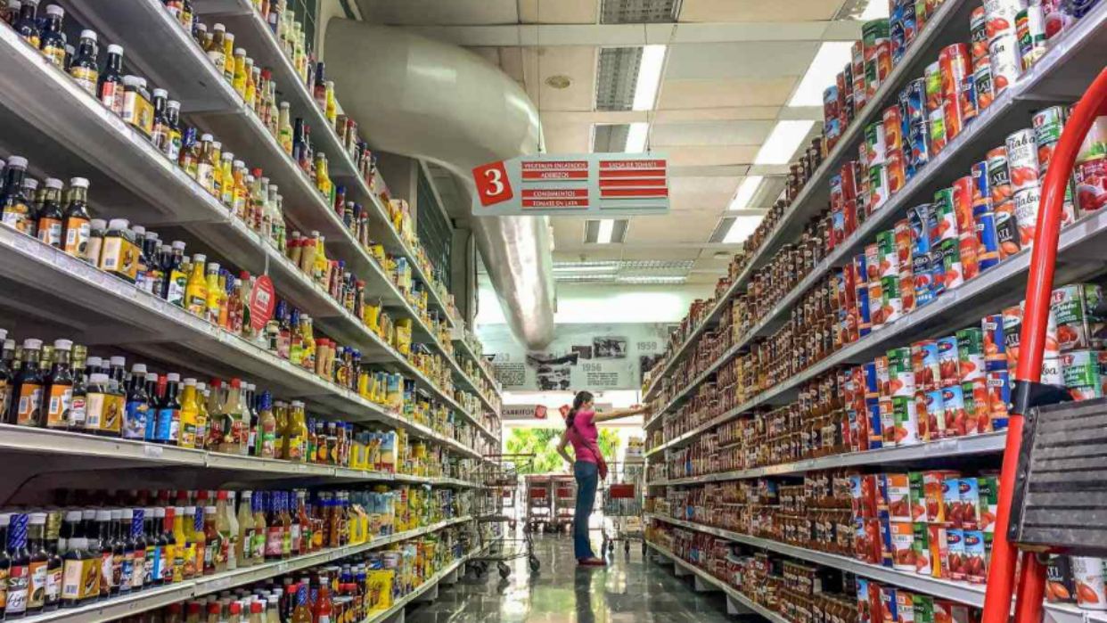 ANSA: Tres cadenas multinacionales de supermercados interesadas en Venezuela