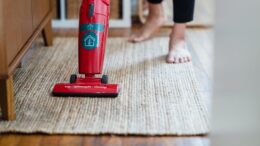 Aspirar alfombra una semana hacer
