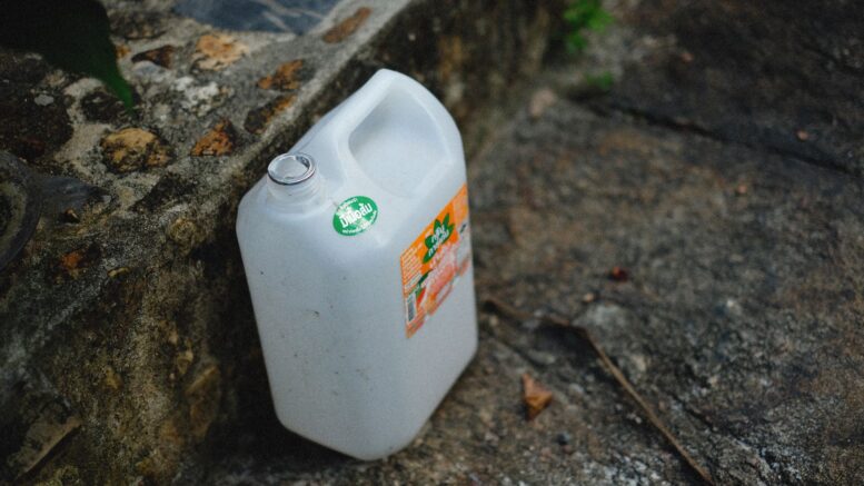 Botellas vacías detergente pueden convertirse