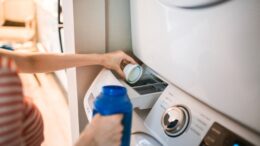 Detergente líquido neutro disuelve más