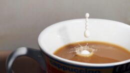 Café con leche mancha más