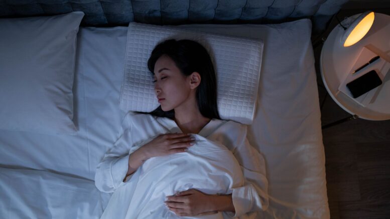 Lado cama eliges dormir fue