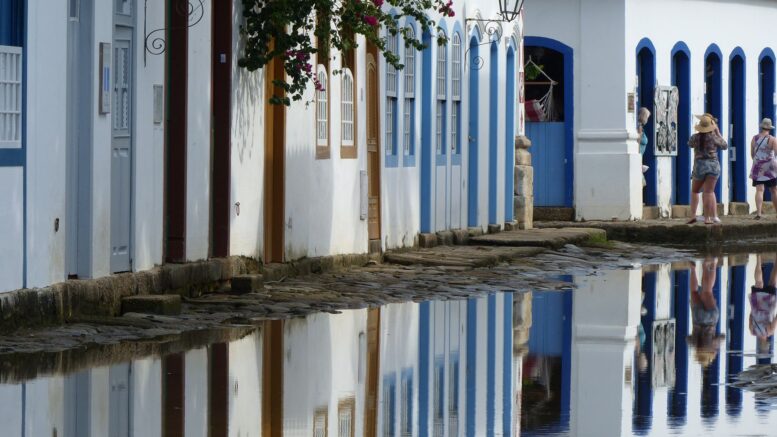 Ciudad colonial brasil marea alta