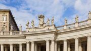 Relato llegó vaticano siete después